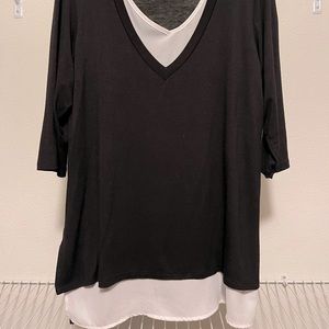 Cha Cha Vente Black and White Blouse